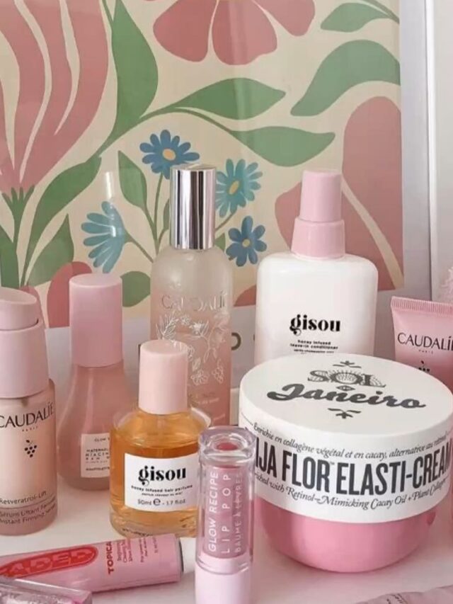 Read more about the article Skincare Routine For Women