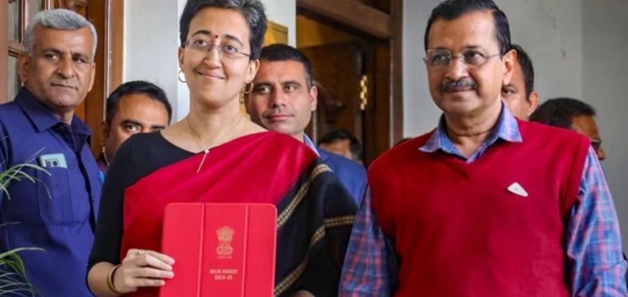 Read more about the article Delhi Budget 2024: State Govt Declares ₹1,000 to all 18+ Women under MMSY Scheme